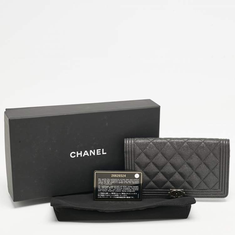 Pre Owned Chanel Grey Caviar Leather Boy Bifold Long Wallet