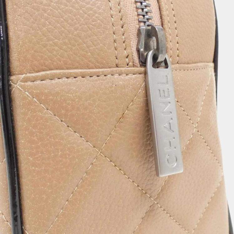 Pre Owned Chanel Beige Enamel Leather Boston Bag