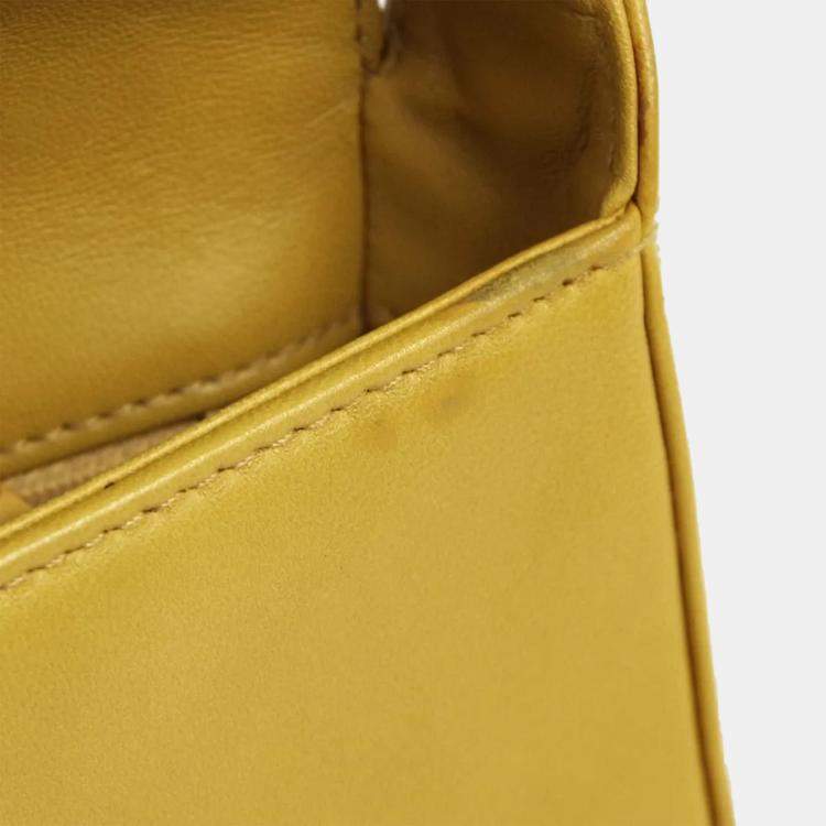 Pre Owned Chanel Lambskin Leather Choco Bar Shoulder Bag