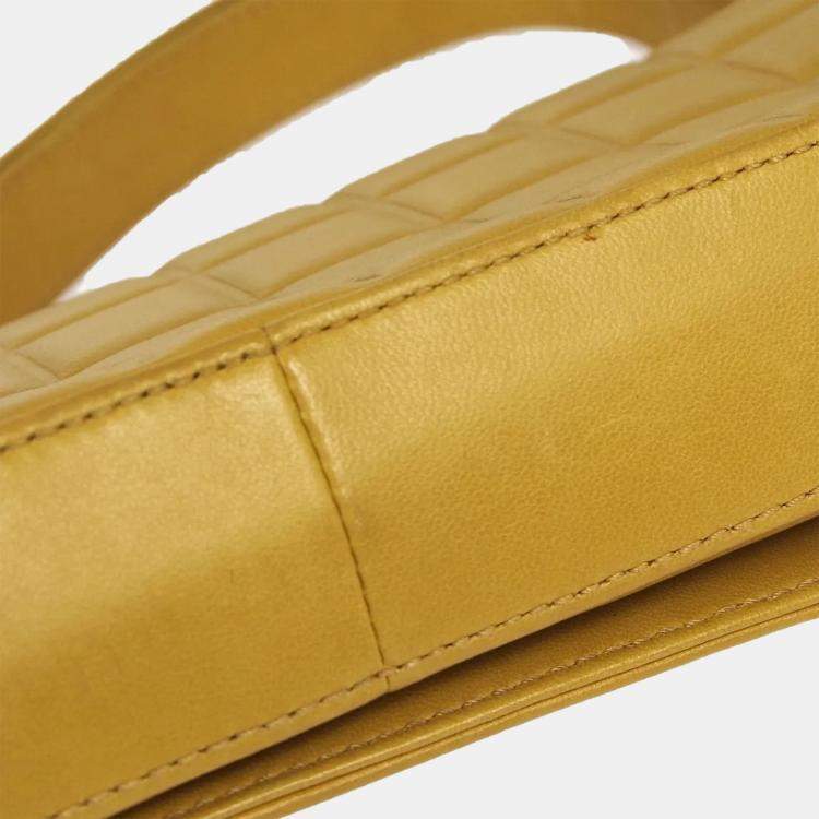 Pre Owned Chanel Lambskin Leather Choco Bar Shoulder Bag