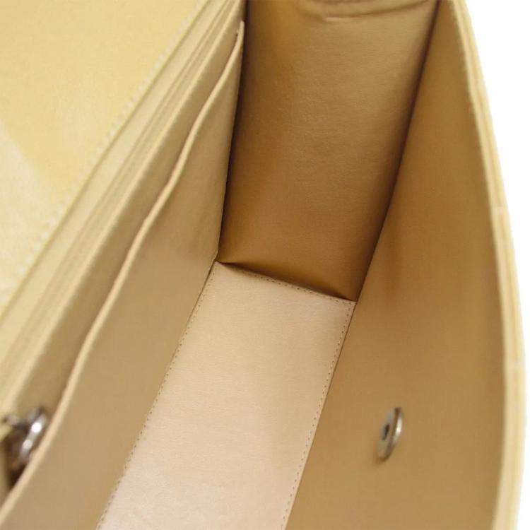 Pre Owned Chanel Beige Calfskin Turnlock Top Handle Bag