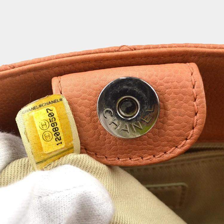 مملوكة مسبقًا Chanel Pink Calfskin Petite Shopping Tote Handbag 