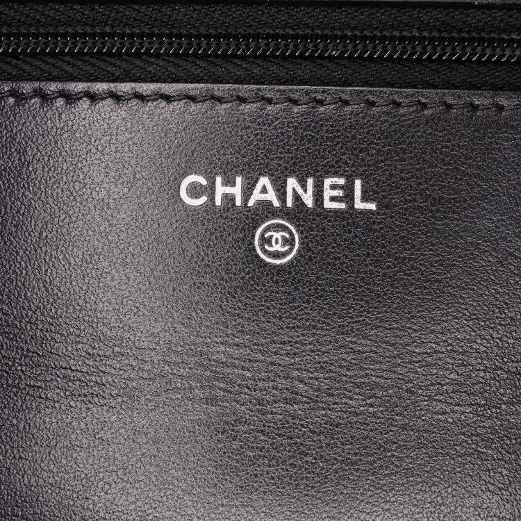 Pre Owned Chanel Black Quilted Suede Cocostellar Wallet on Chain