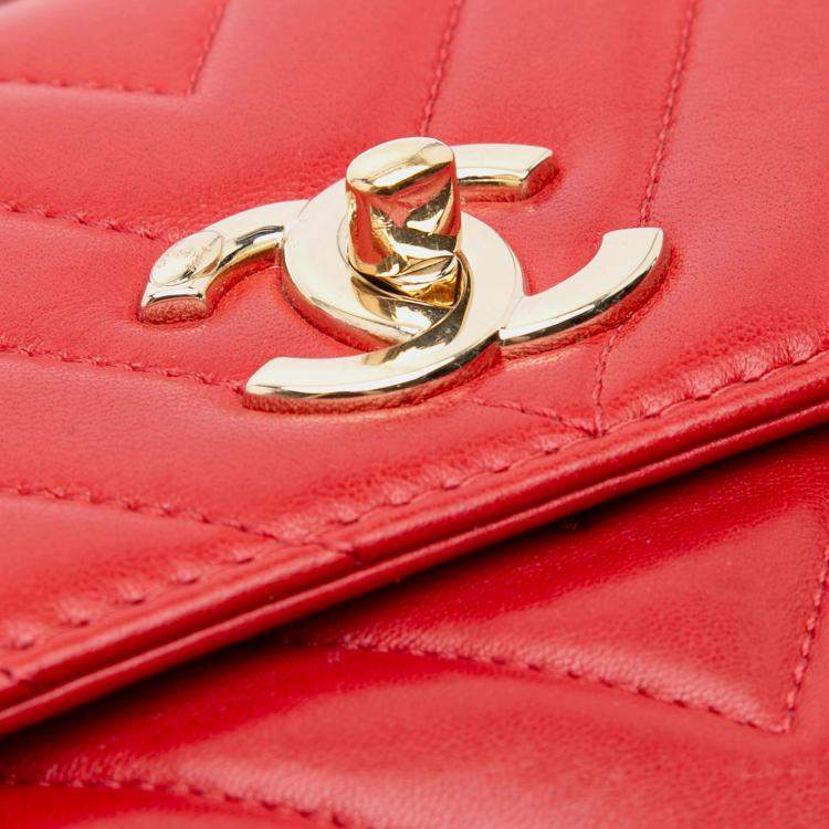 Pre Owned Chanel Red Small Chevron Lambskin Trendy CC Flap