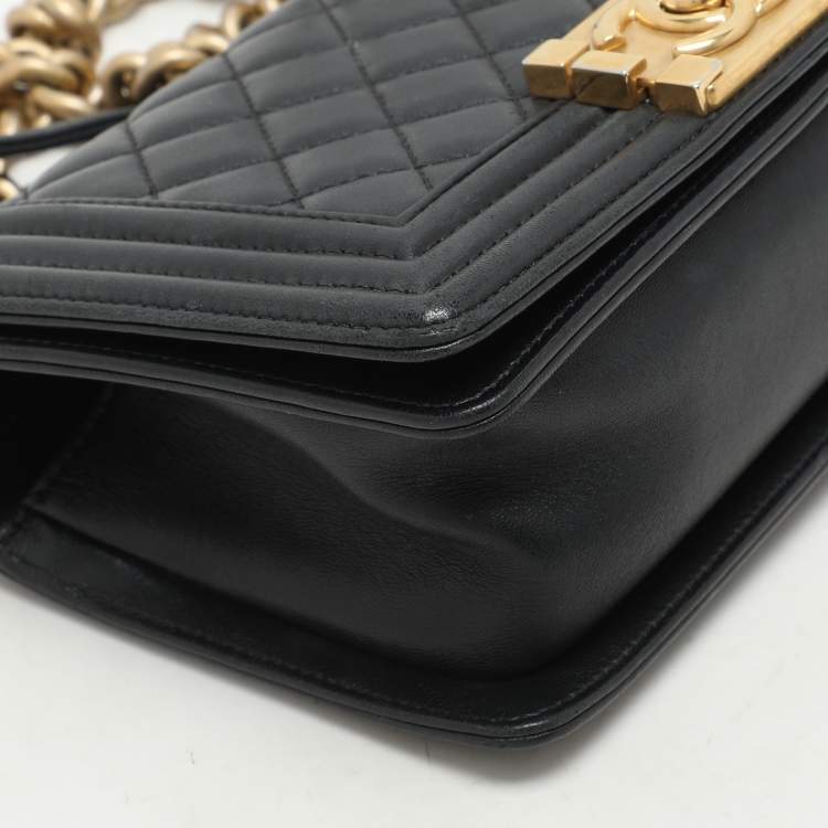 Pre Owned Chanel Black Quilted Leather Small Boy Flap Bag