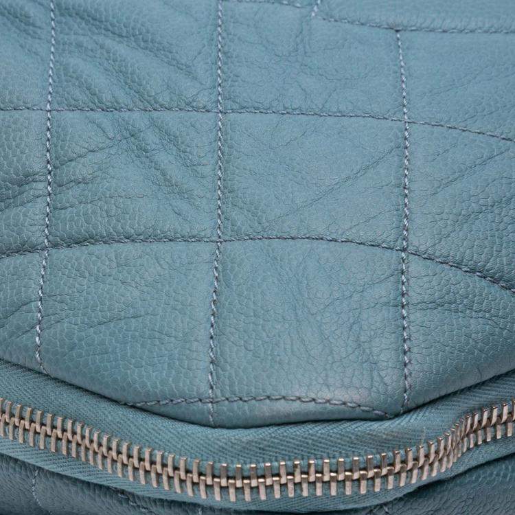 Pre Owned Chanel Blue Quilted Caviar Expandable Zip Tote