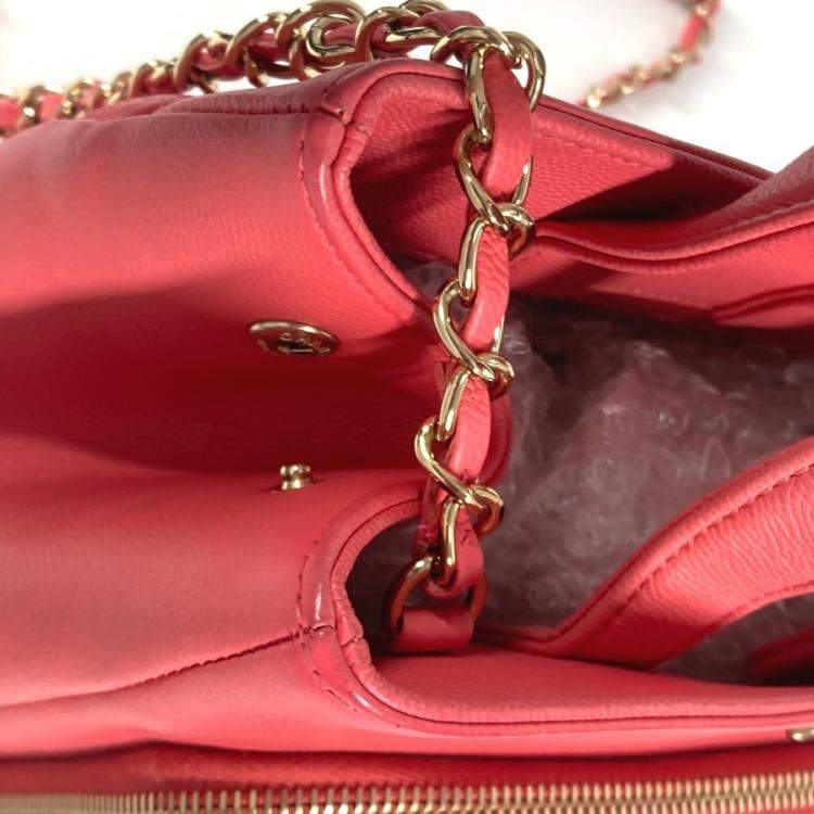 Pre Owned Chanel Caviar Quilted Small Business Affinity Shopping Bag 