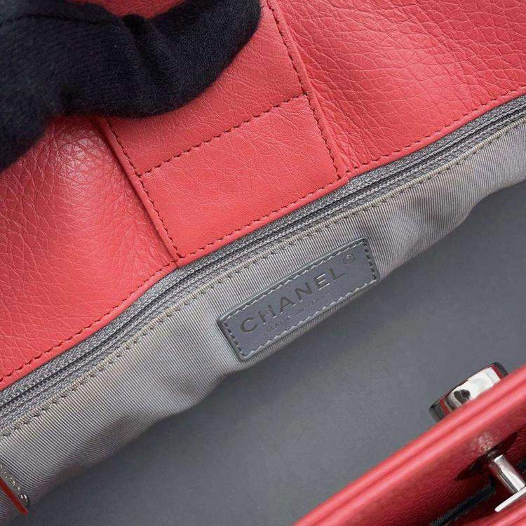 Pre Owned Chanel Pink Leather Executive Tote 