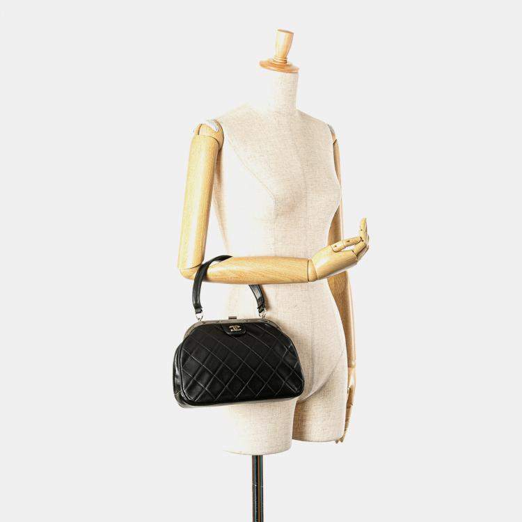 Pre Owned Chanel Black CC Quilted Lambskin Kiss Lock Frame Top Handle Bag
