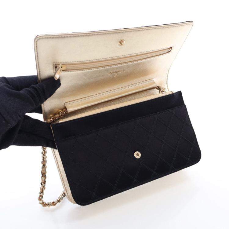 Pre Owned Chanel Bicolor Satin Diamond Stitch Wallet On Chain (WOC)