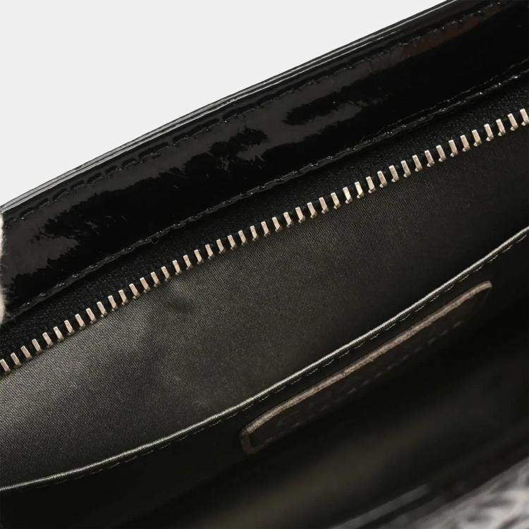 Pre Owned Chanel Black Patent Leather Icon Chain Handbag