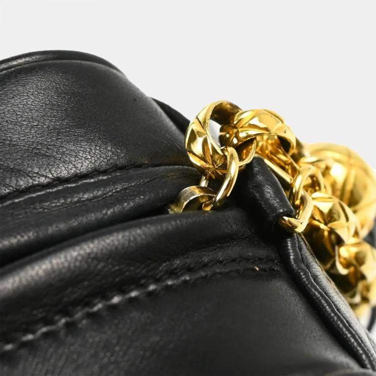 Pre Owned Chanel Black Lambskin Quilted Mini Camera Bag 