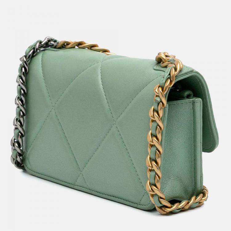 Pre Owned Chanel Green Quilted Lambskin 19 Wallet on Chain