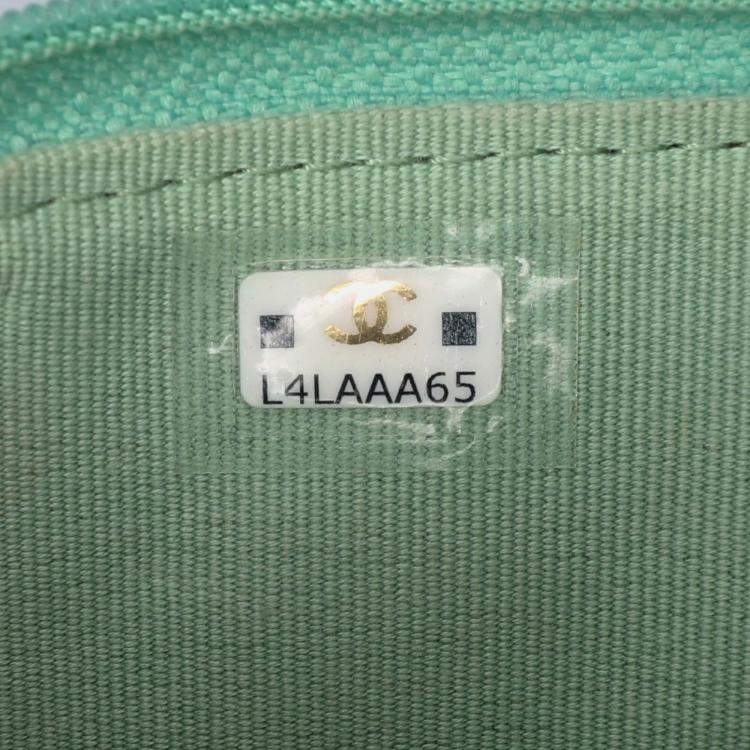 Pre Owned Chanel Green Quilted Lambskin 19 Wallet on Chain