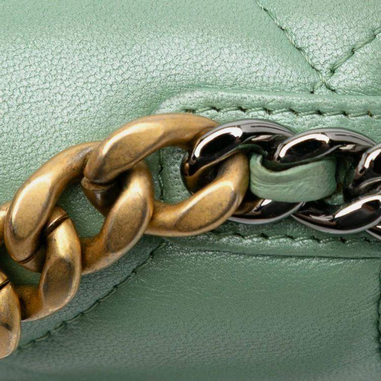 Pre Owned Chanel Green Quilted Lambskin 19 Wallet on Chain