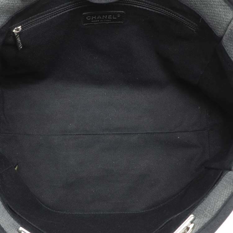 Pre Owned Chanel Grey Canvas Medium Deauville Shopper Tote
