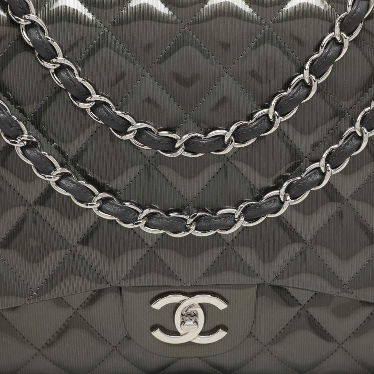 Pre Owned Chanel Grey Straited Quilted Patent Leather Maxi Classic Double Flap Bag