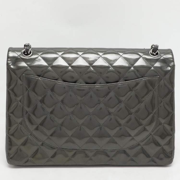 Pre Owned Chanel Grey Straited Quilted Patent Leather Maxi Classic Double Flap Bag