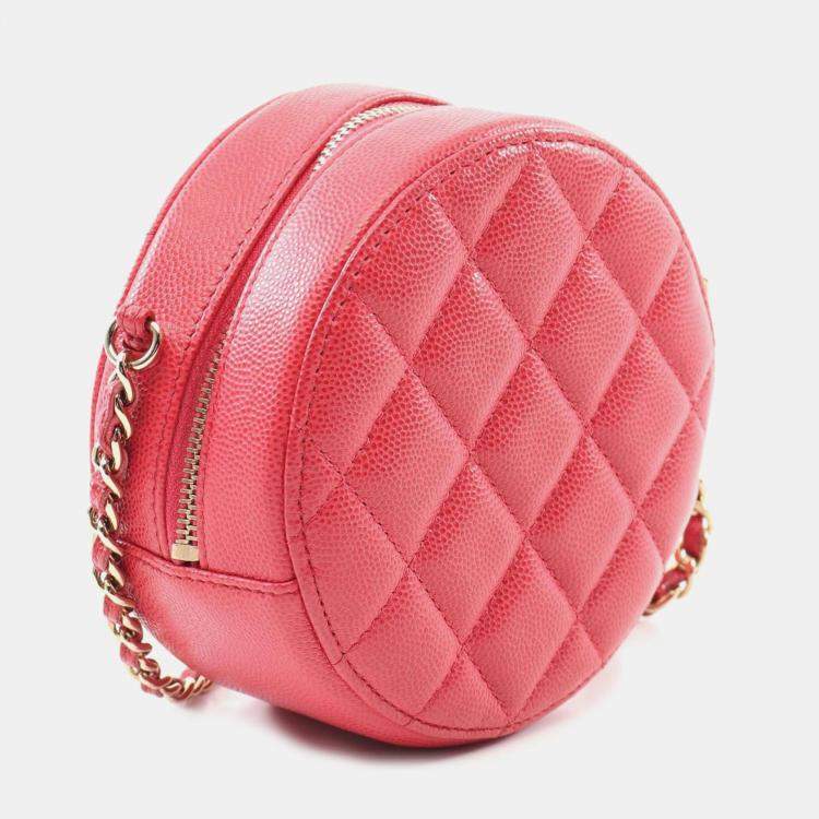 Pre Owned Chanel Red Quilted Caviar Round Clutch With Chain