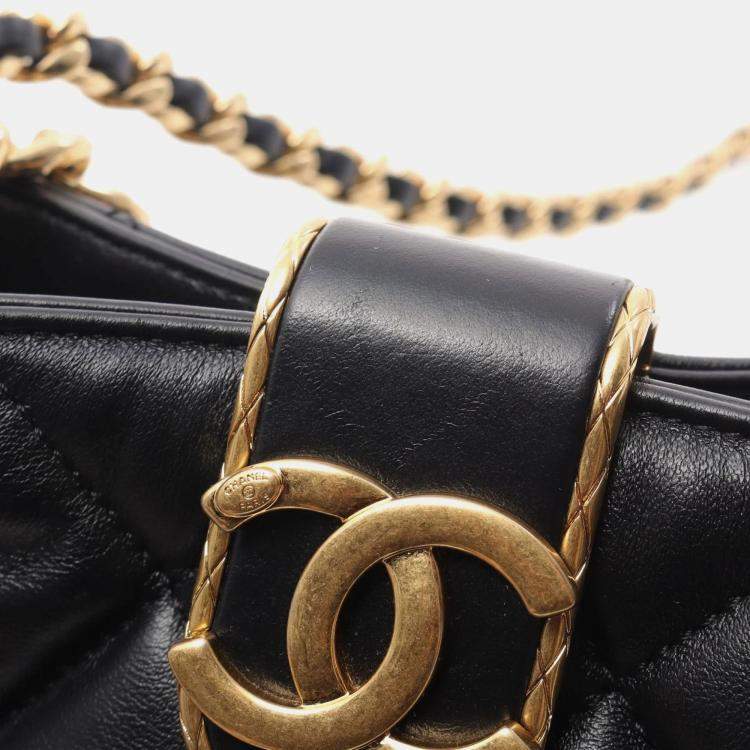Pre Owned Chanel Black Lambskin Quilted Small Chain Hobo Bag