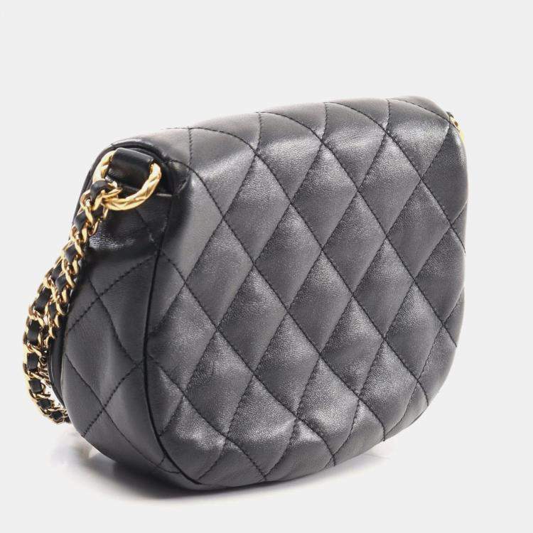 Pre Owned Chanel Black Calfskin Quilted Chain Handle Flap Bag
