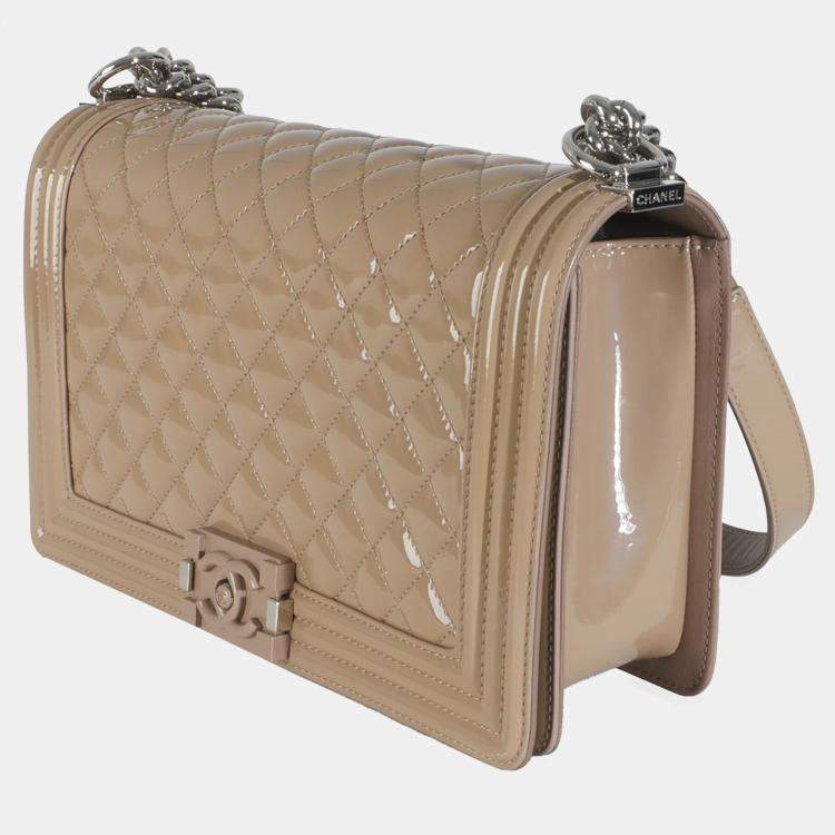 Pre Owned Chanel Beige Quilted Patent Plexi New Medium Boy Bag