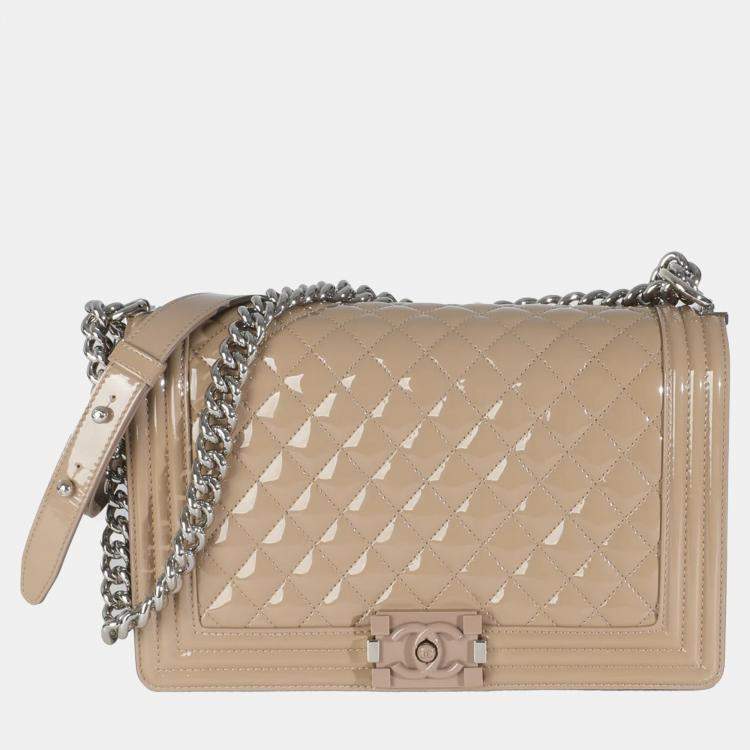 Pre Owned Chanel Beige Quilted Patent Plexi New Medium Boy Bag