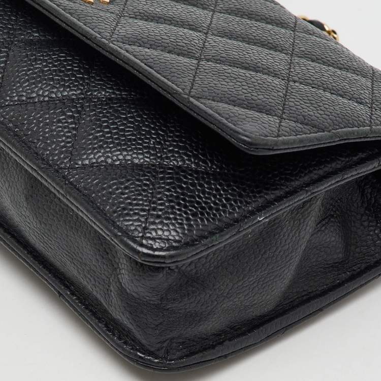 Pre Owned Chanel Black Quilted Caviar Leather CC Classic Wallet On Chain