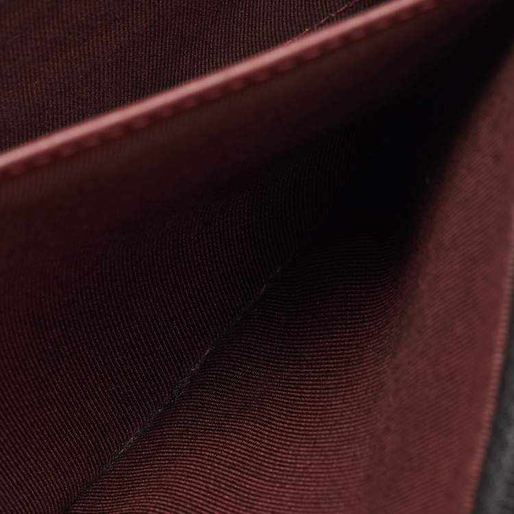 Pre Owned Chanel Black Quilted Caviar Leather CC Classic Wallet On Chain