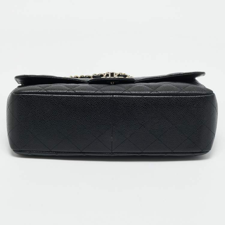 Pre Owned Chanel Black Quilted Caviar Leather Jumbo Classic Single Flap Bag