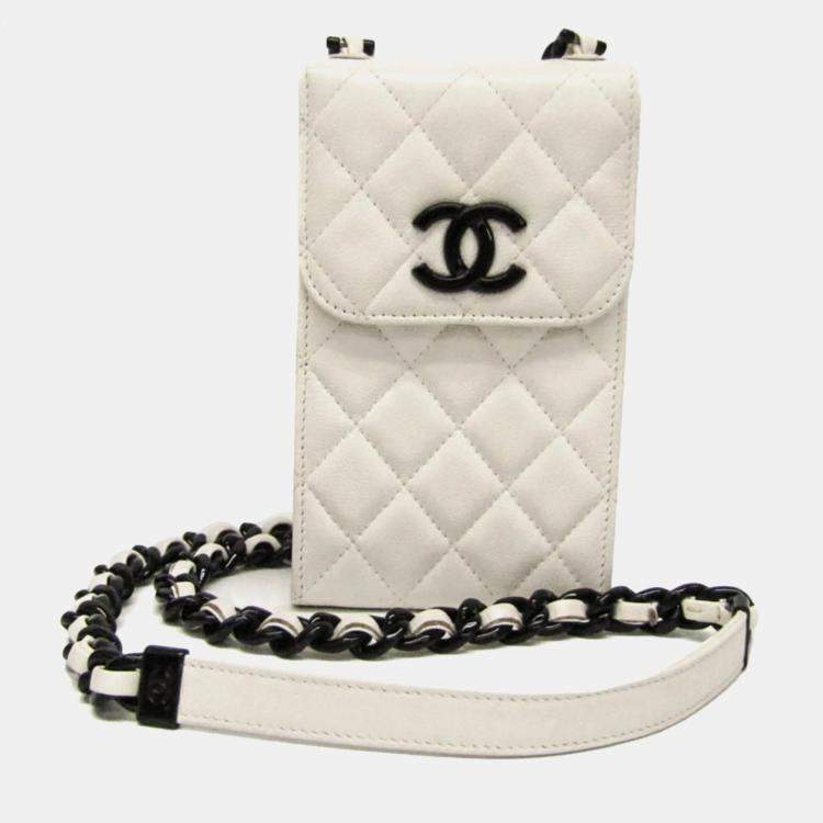 Pre Owned Chanel Black White Grained Calfskin Plastic Shoulder Bag