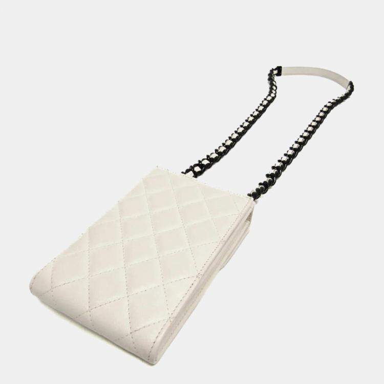 Pre Owned Chanel Black White Grained Calfskin Plastic Shoulder Bag