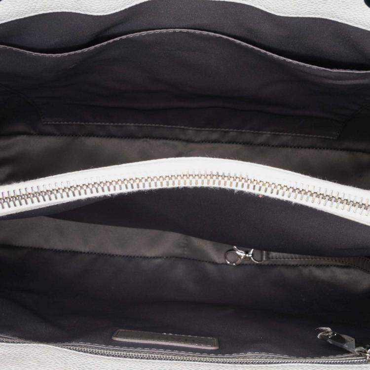 Pre Owned Chanel White Caviar Grand Shopping Tote