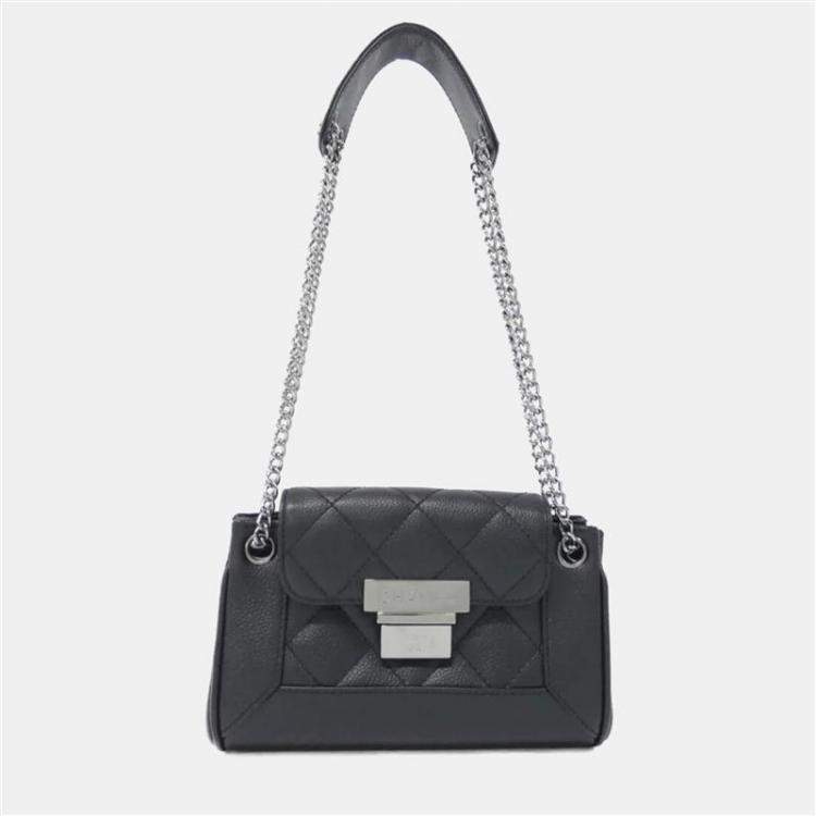 Pre Owned Chanel Accordion Black Leather Shoulder Bag