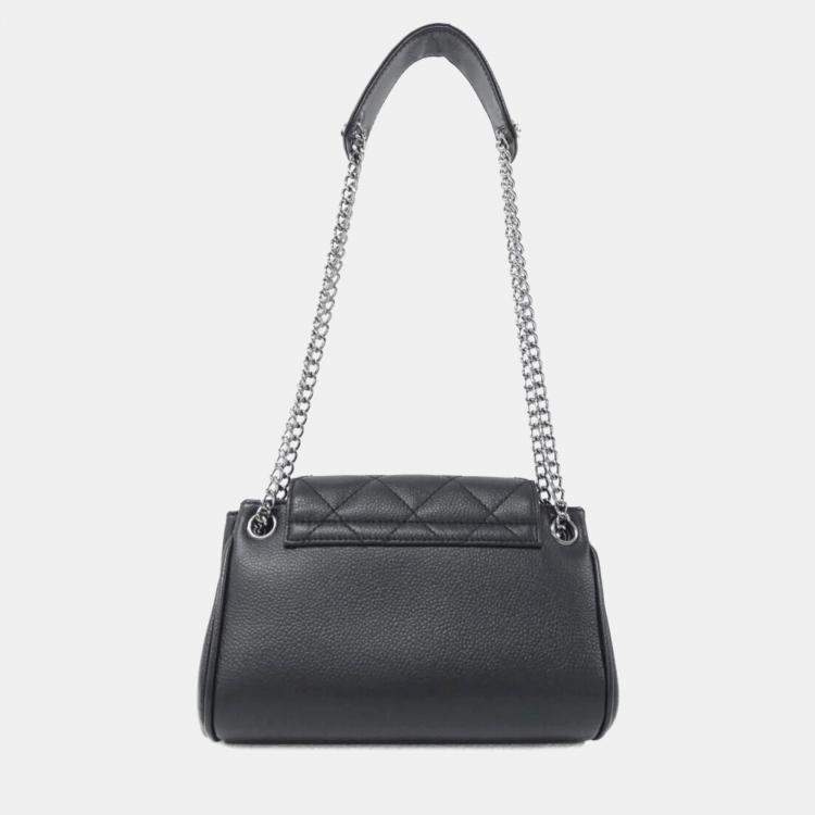 Pre Owned Chanel Accordion Black Leather Shoulder Bag