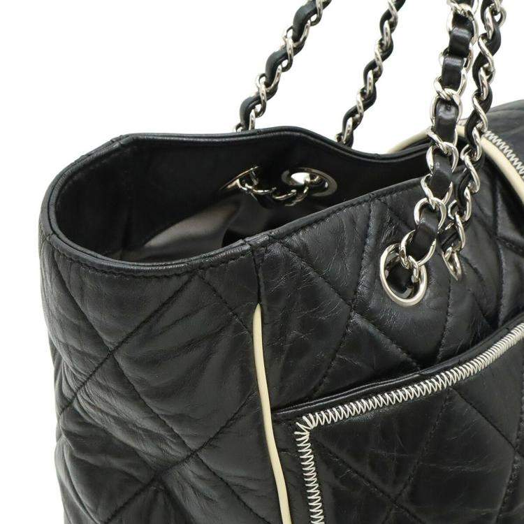 Pre Owned Chanel 2.55 Turnlock Black White Calf Leather Tote Bag