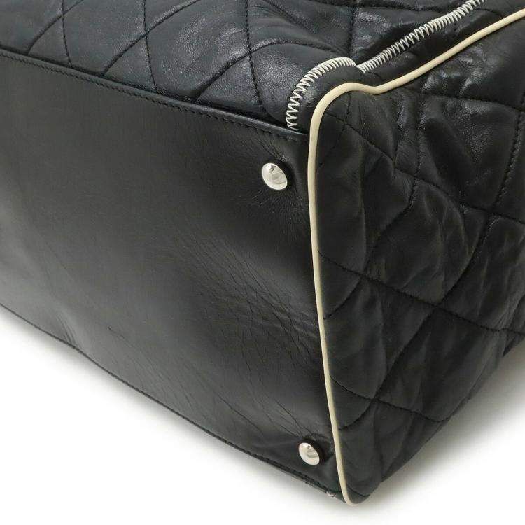 Pre Owned Chanel 2.55 Turnlock Black White Calf Leather Tote Bag