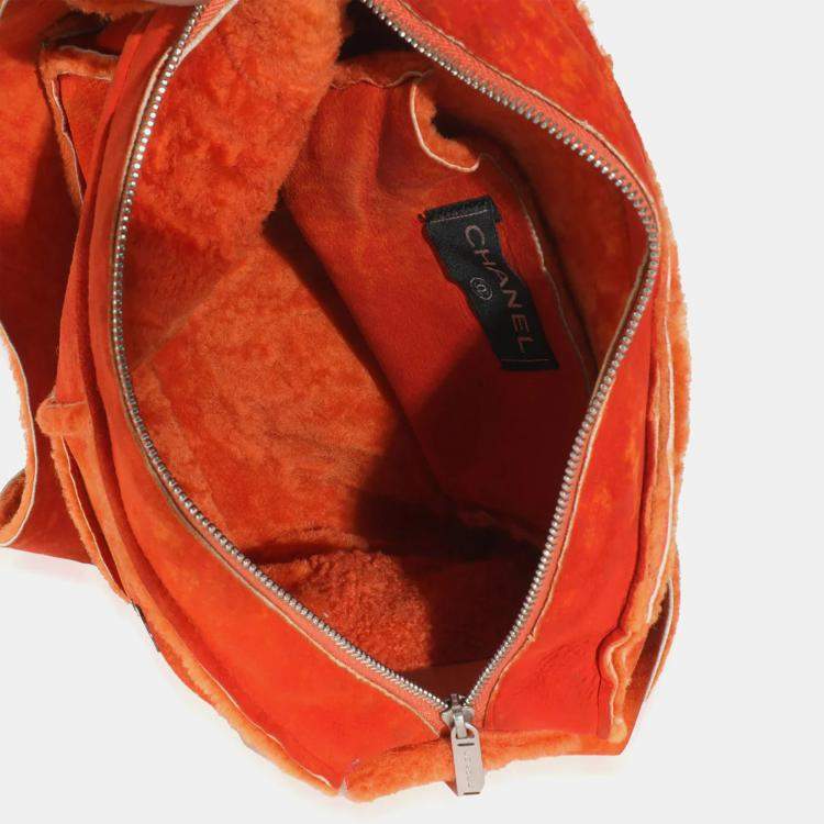 Pre Owned Chanel Vintage Orange Suede Shearling CC Logo Messenger bag