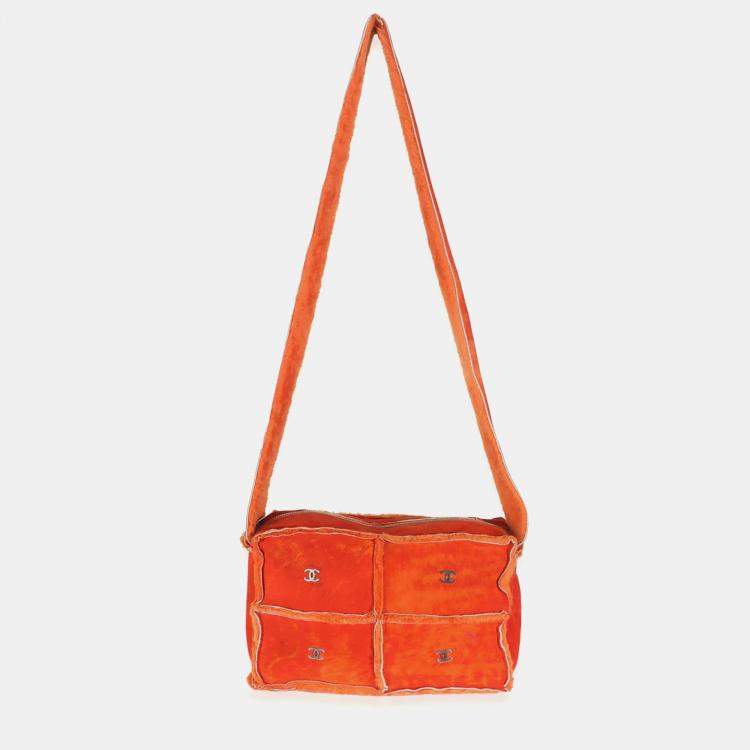 Pre Owned Chanel Vintage Orange Suede Shearling CC Logo Messenger bag