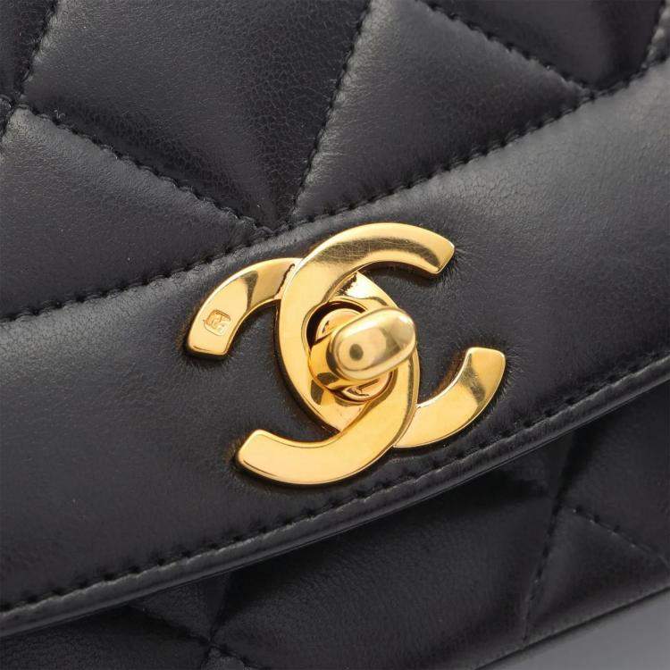 Pre Owned Chanel Diana Flap Black Lambskin Leather Shoulder Bag