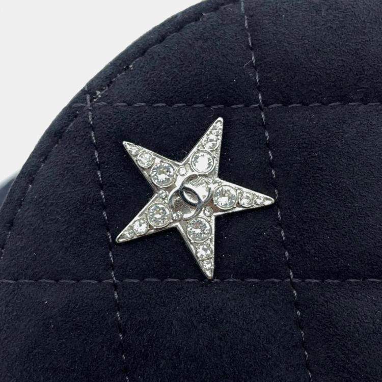 Pre Owned Chanel Star Round Quilted Suede with Crystal Embellished Charms Clutch with Chain 