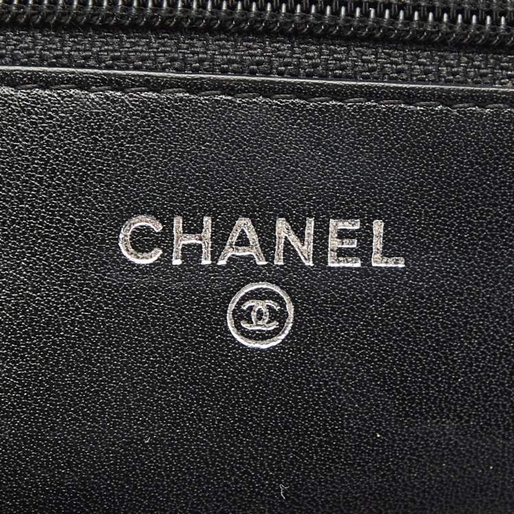 Pre Owned Chanel Black Quilted Patent Leather CC Wallet On Chain