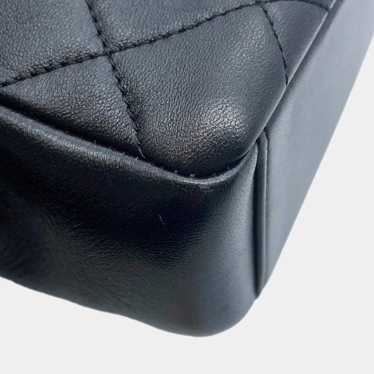 Pre Owned Chanel Matelasse Black Lambskin Chain Shoulder Bag 