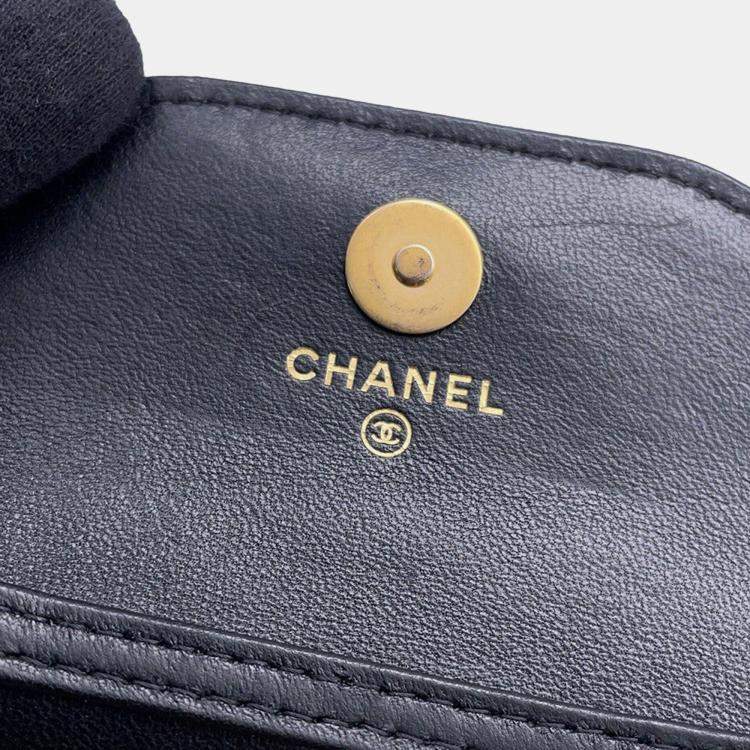 Pre Owned Chanel Matelasse Ball  Black Lambskin Chain Mini Pouch