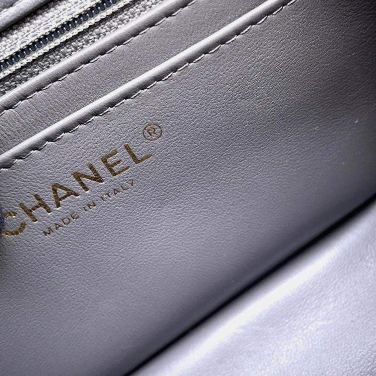Pre Owned Chanel Gray Lambskin Mini Matelasse Chain Shoulder Bag  