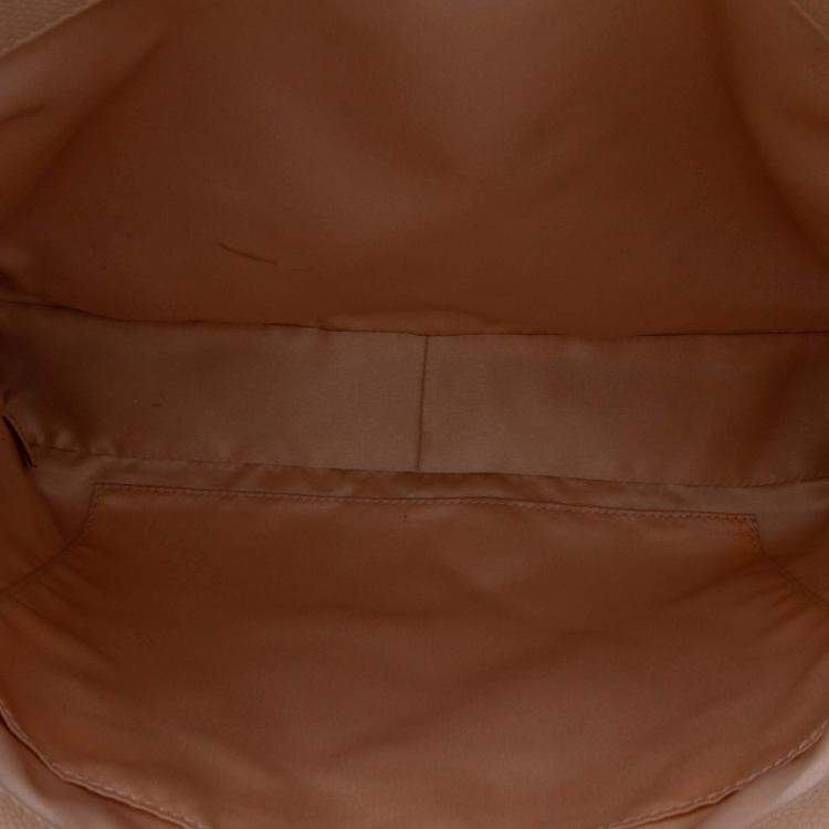 Pre Owned Chanel Beige Caviar Grand Shopping Tote