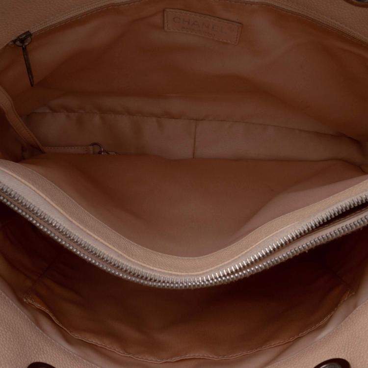Pre Owned Chanel Beige Caviar Grand Shopping Tote