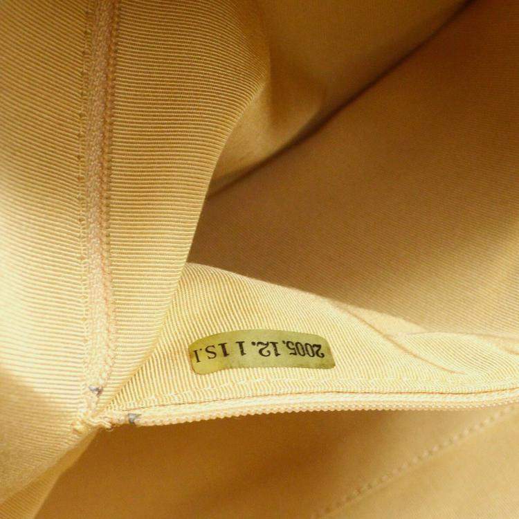مملوكة مسبقًا Chanel Bowling Beige Caviar Leather Top Handle Bag