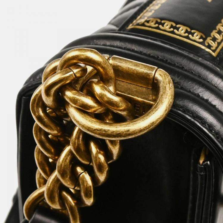 Pre Owned Chanel Boy Medium Black Calfskin Shoulder Bag