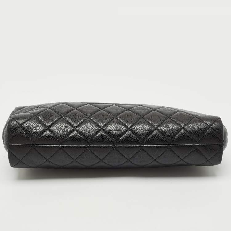 مملوكة مسبقًا Chanel Black Quilted Caviar Leather CC Timeless Frame Clutch